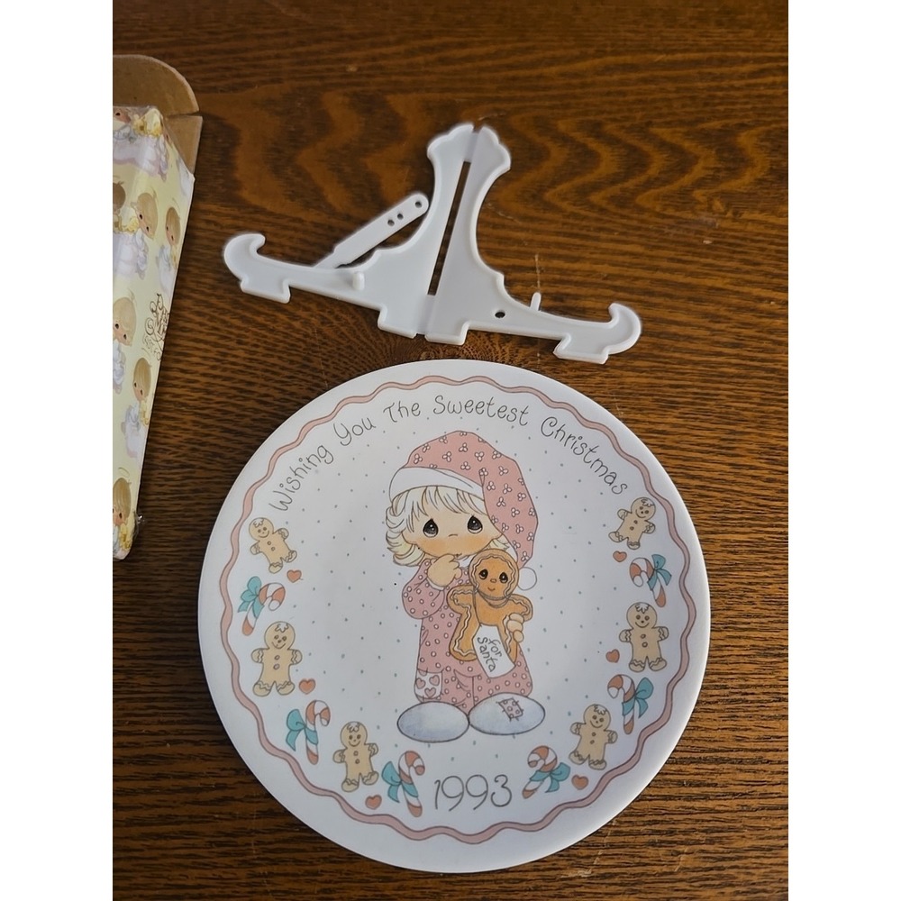 Precious Moments - Wishing You The Sweetest Christmas , New
